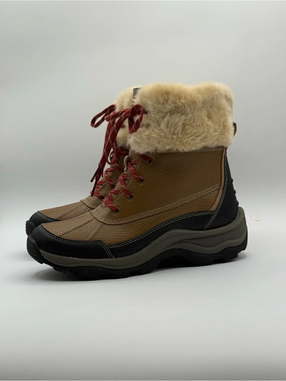 Clarks Mazlan Arctic Cozy Tan Leather Fur-Lined Boots Size 8